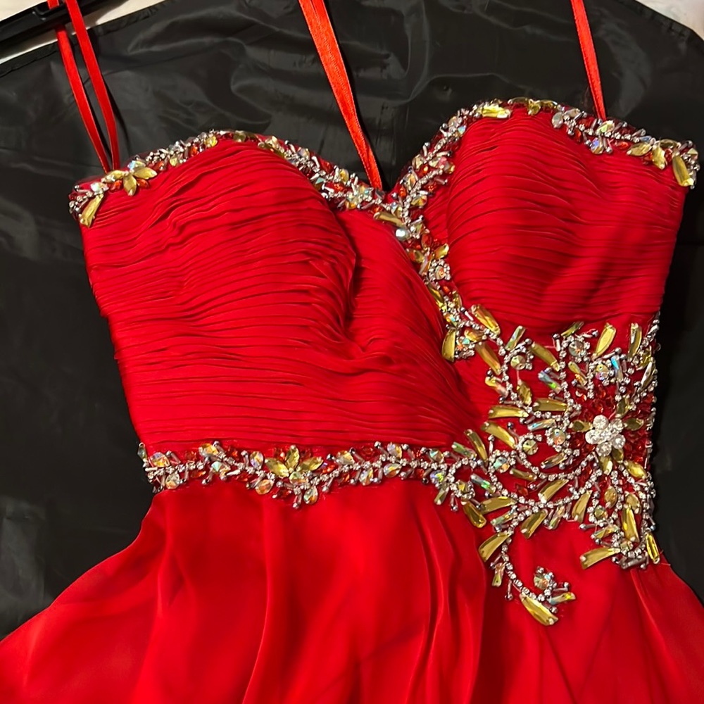 Beautiful flowy XS prom dress